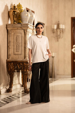 Back to Bold: Redefining the Classic White Shirt